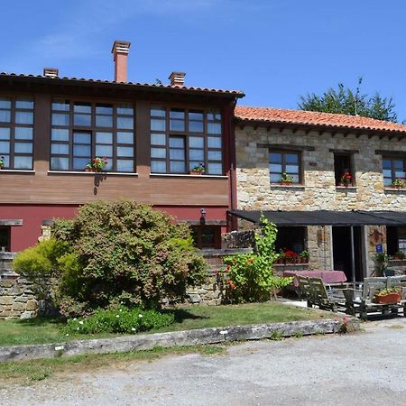Apartamentos Rurales La Cirigueena Oles Eksteriør billede