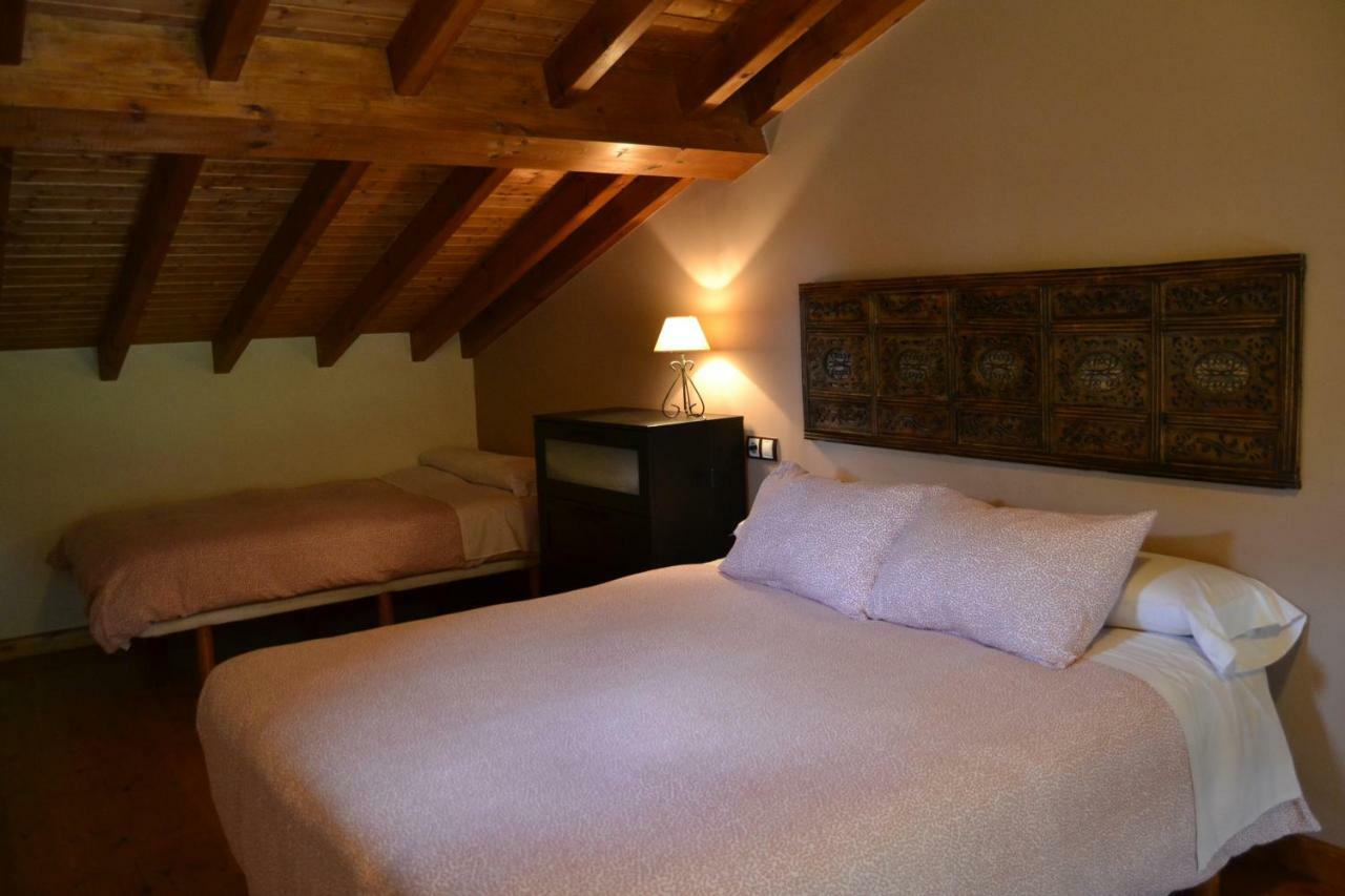 Apartamentos Rurales La Cirigueena Oles Eksteriør billede