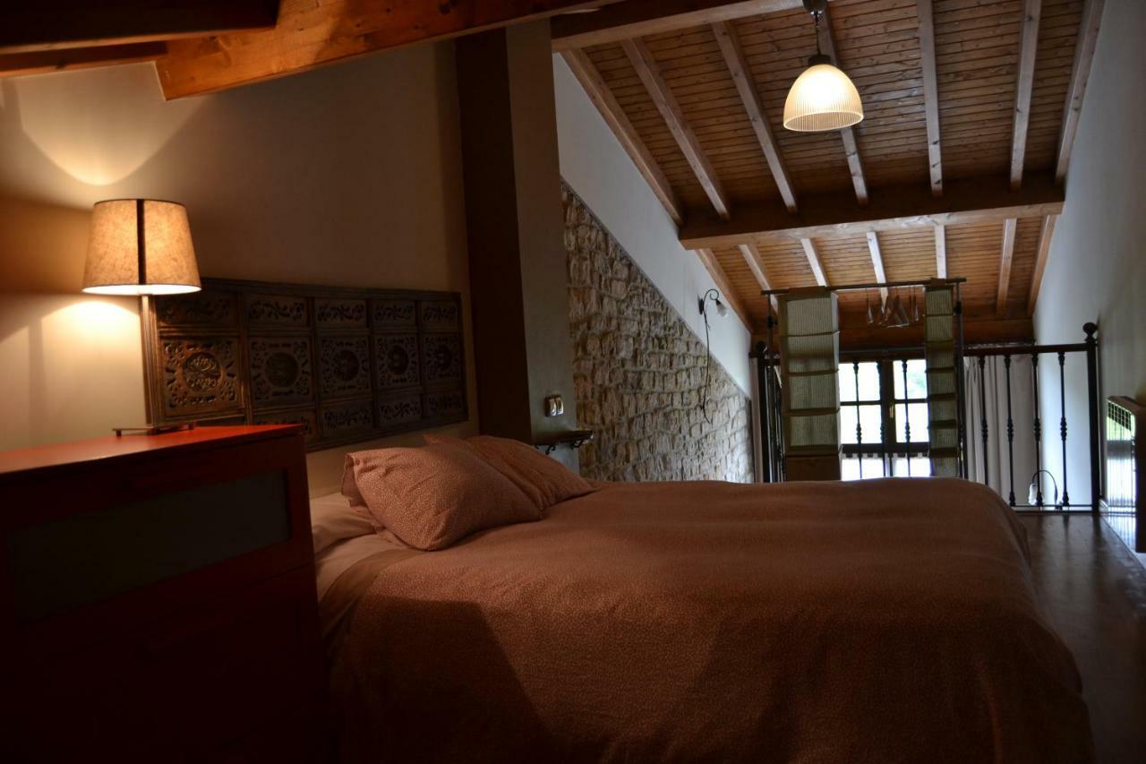 Apartamentos Rurales La Cirigueena Oles Eksteriør billede