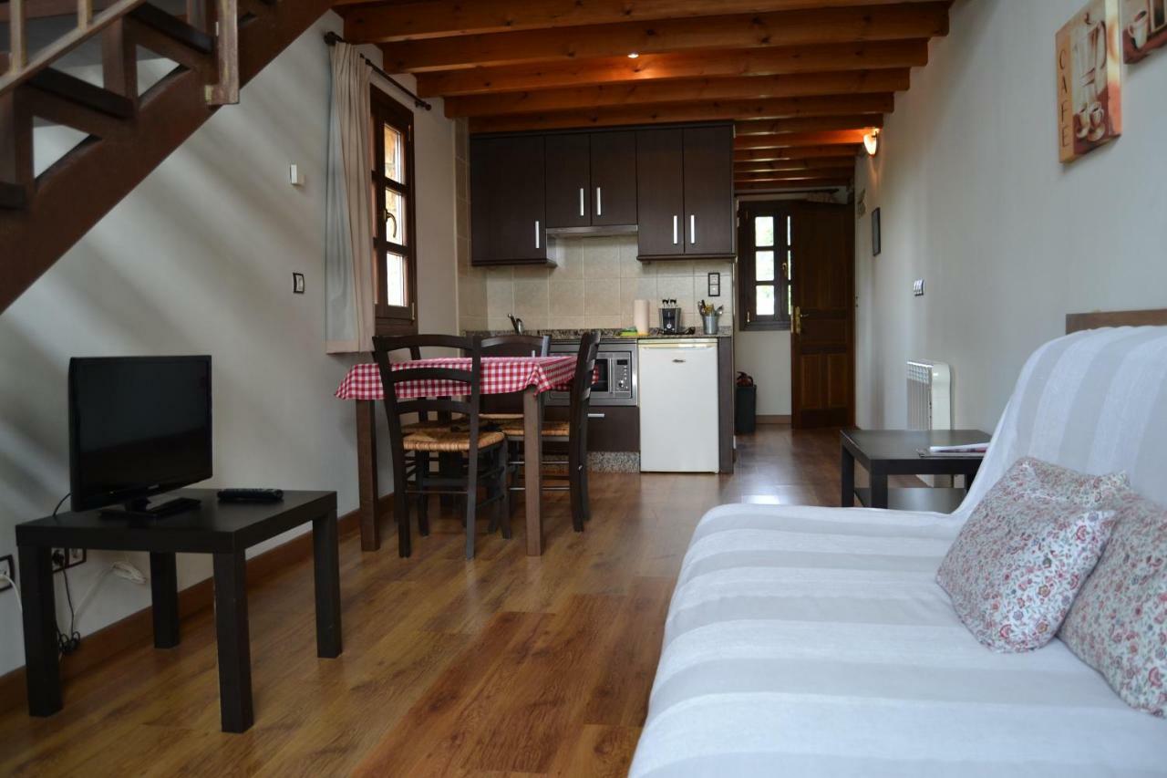 Apartamentos Rurales La Cirigueena Oles Eksteriør billede